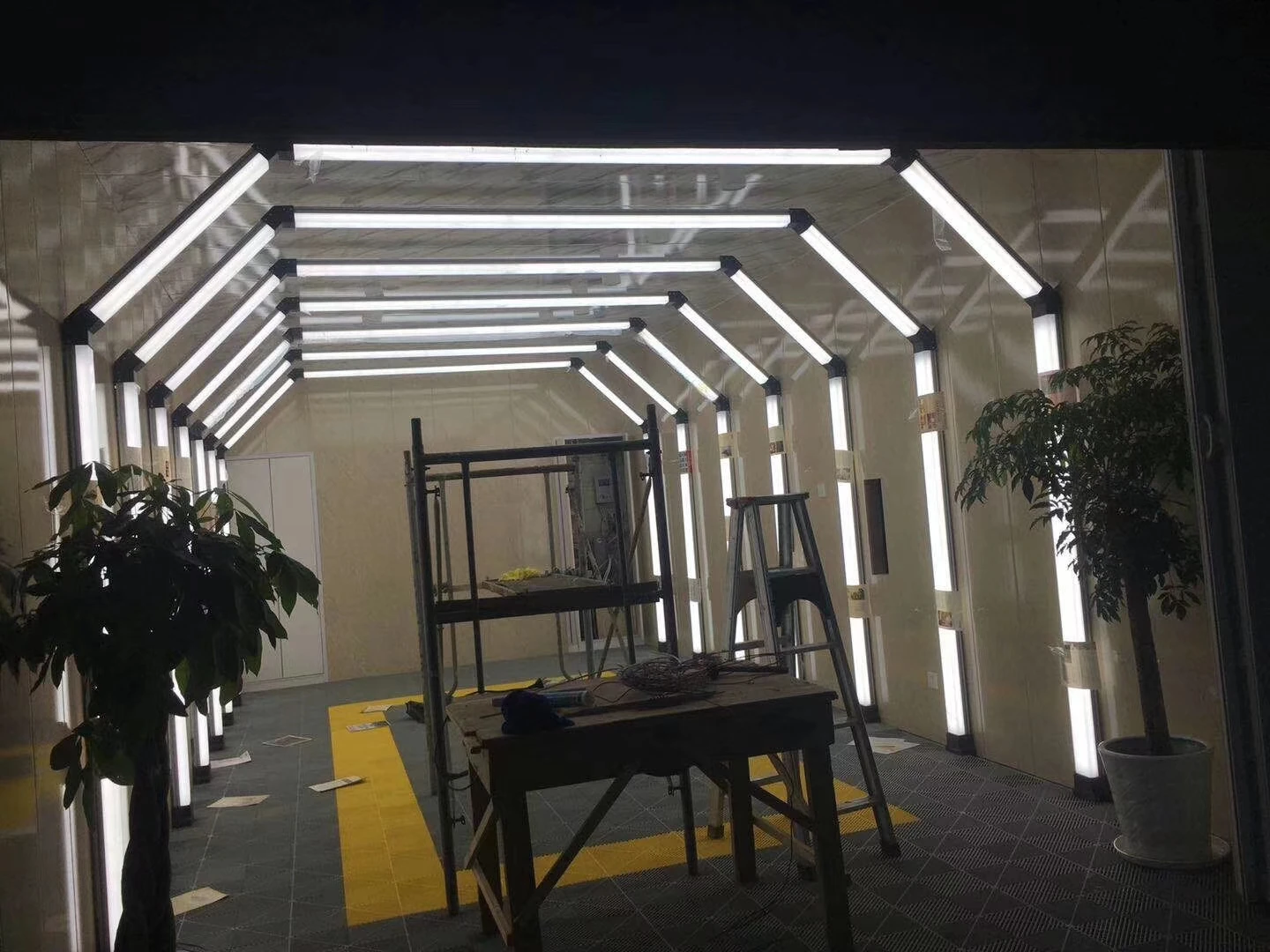 LED Tunnel Light for Car Polishing Booth and Vehicle Center Detailing AC Powered Workshop Light