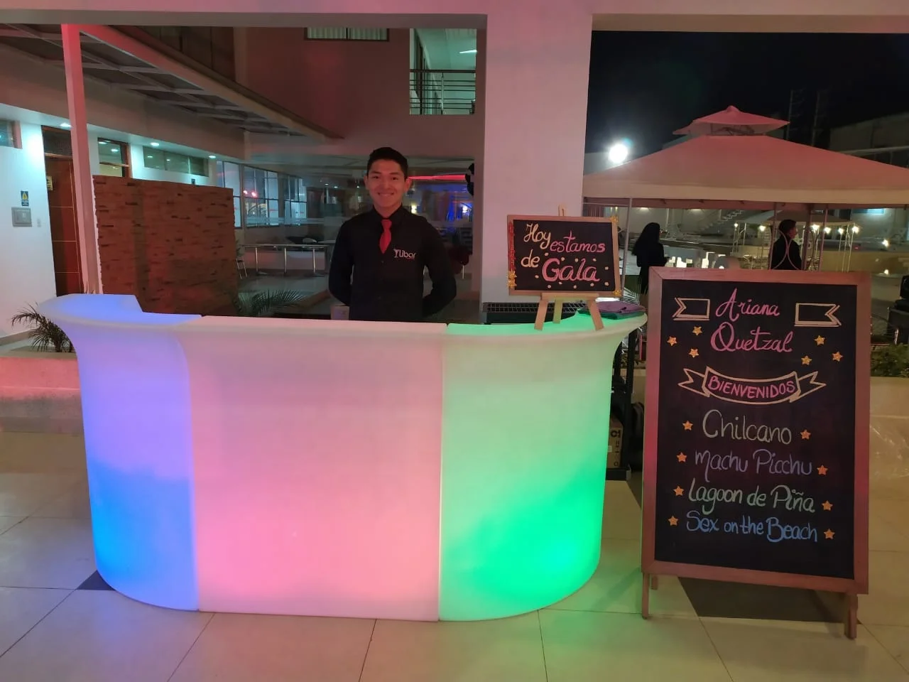 Bar LED pour discothèque/restaurant Table LED de bar portable