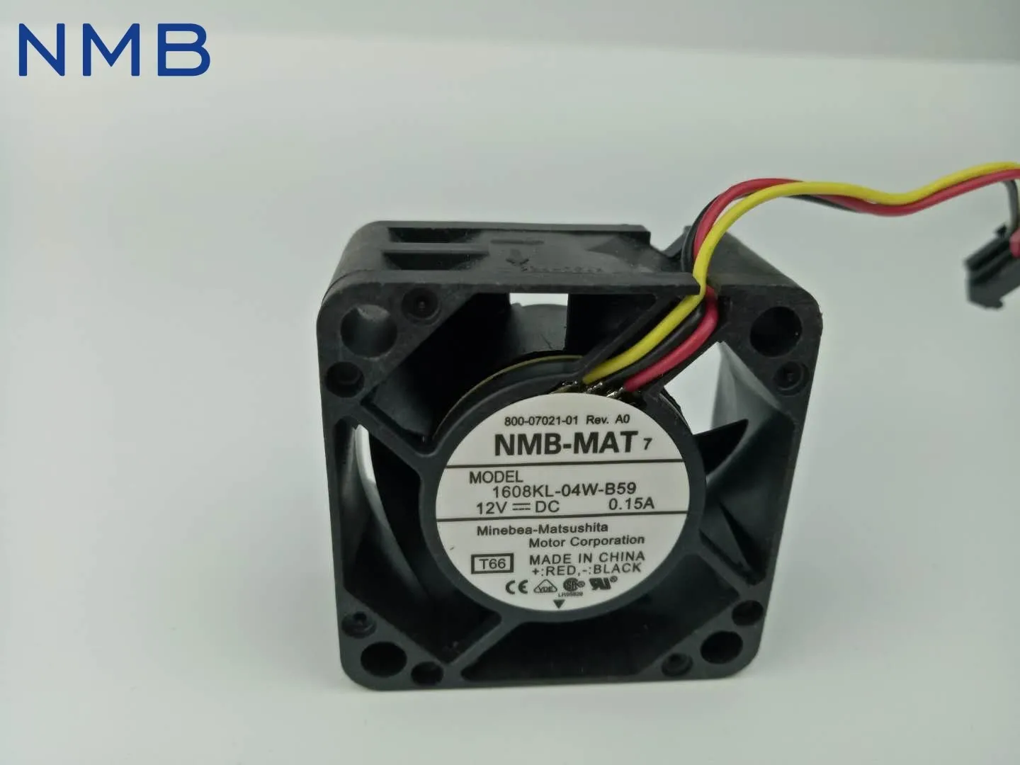 

1pcs 1608KL-04W-B59 4020 40mm 12V 0.15A cooling fan three-wire switch cooler for NMB