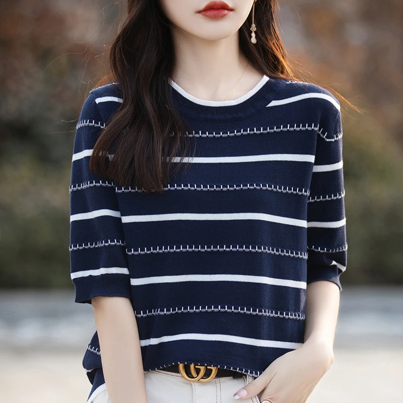 Spring and summer new women's short sleeved T-shirt, pure cotton knitted top, loose, fine striped, plus size, summer new, Korean