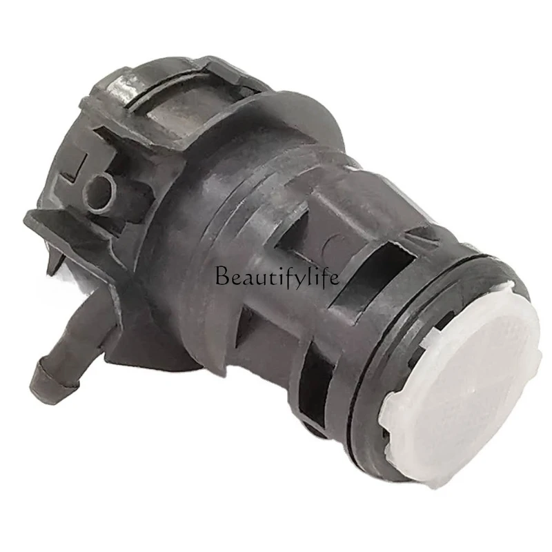 

*Windshield Washer 6E53-17664-AA 060210-5220