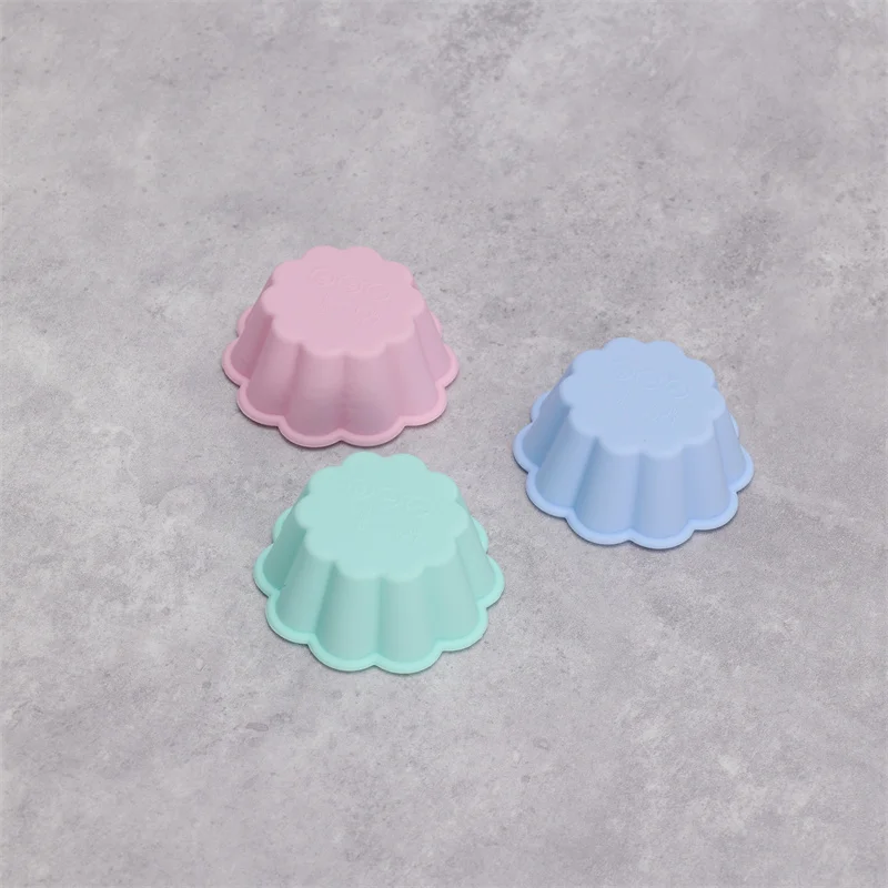 12 Pcs Petal Shape Muffin Cup Round 5cm Silicone Muffin Cake Baking Molds Cupcake Pan Baking Accessories Tart Cup Cake Mould