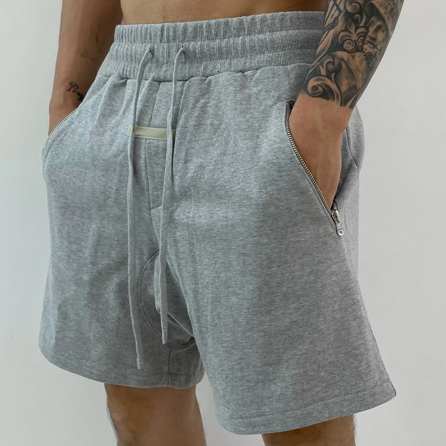 Shorts esportivos americanos casuais masculinos, hip hop de rua, bolsa solta com zíper, ranhura fitness, tendência ao ar livre, 5 quartos