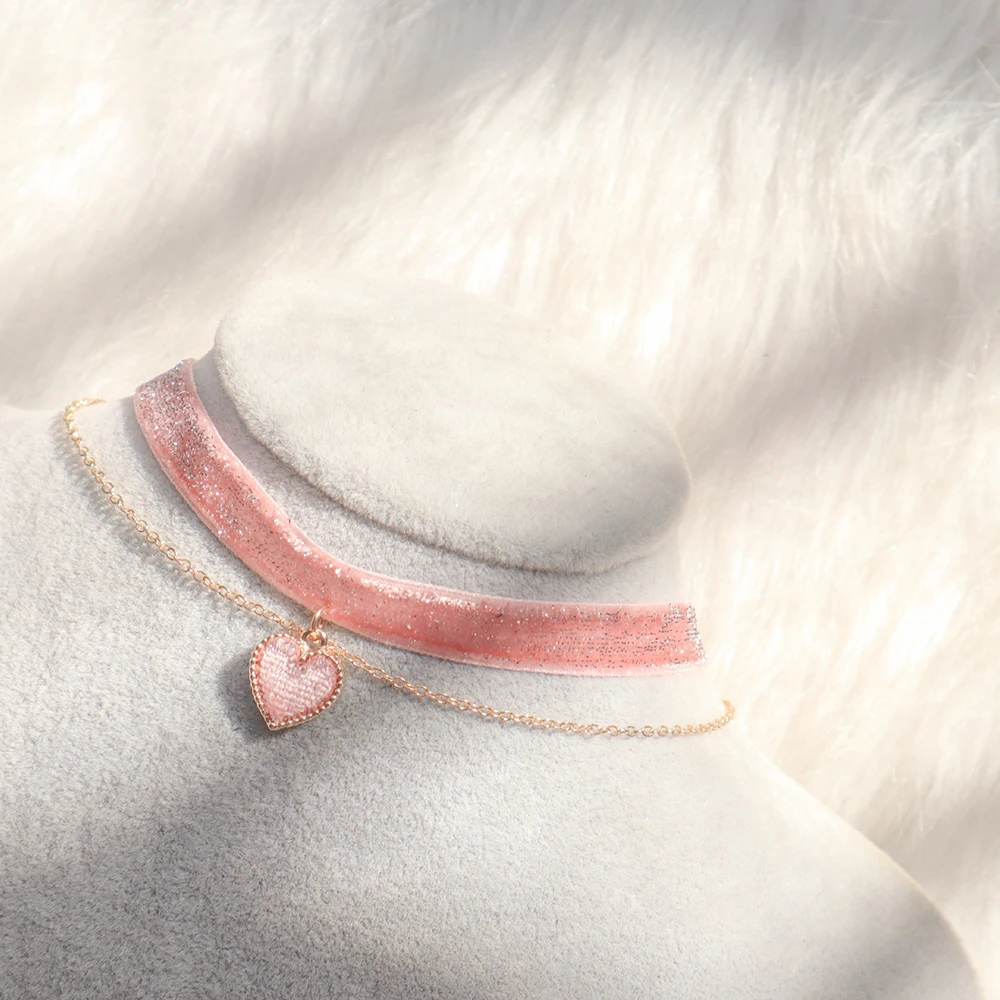 الكورية موضة المرأة عقد قطيفة قلادة طبقة قلوب المعلقات البريق الموضوع Chockers قلادة مجوهرات سلسلة قصيرة