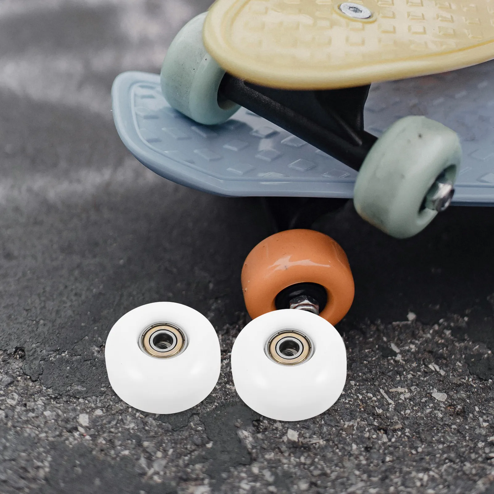 conjunto-de-4-rodas-de-skate-em-pu-resistentes-ao-desgaste-para-cruising-e-manobras-com-aderencia-estavel