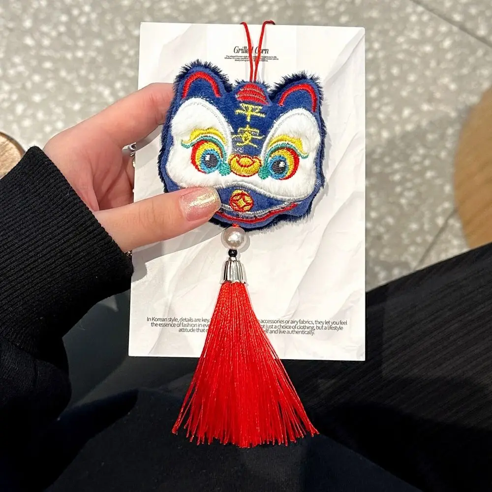 Chinese Style Lion Dance Tassels Pendant Year of Horse Awakened Lion New Year Zodiac Plush Doll Decorative Red
