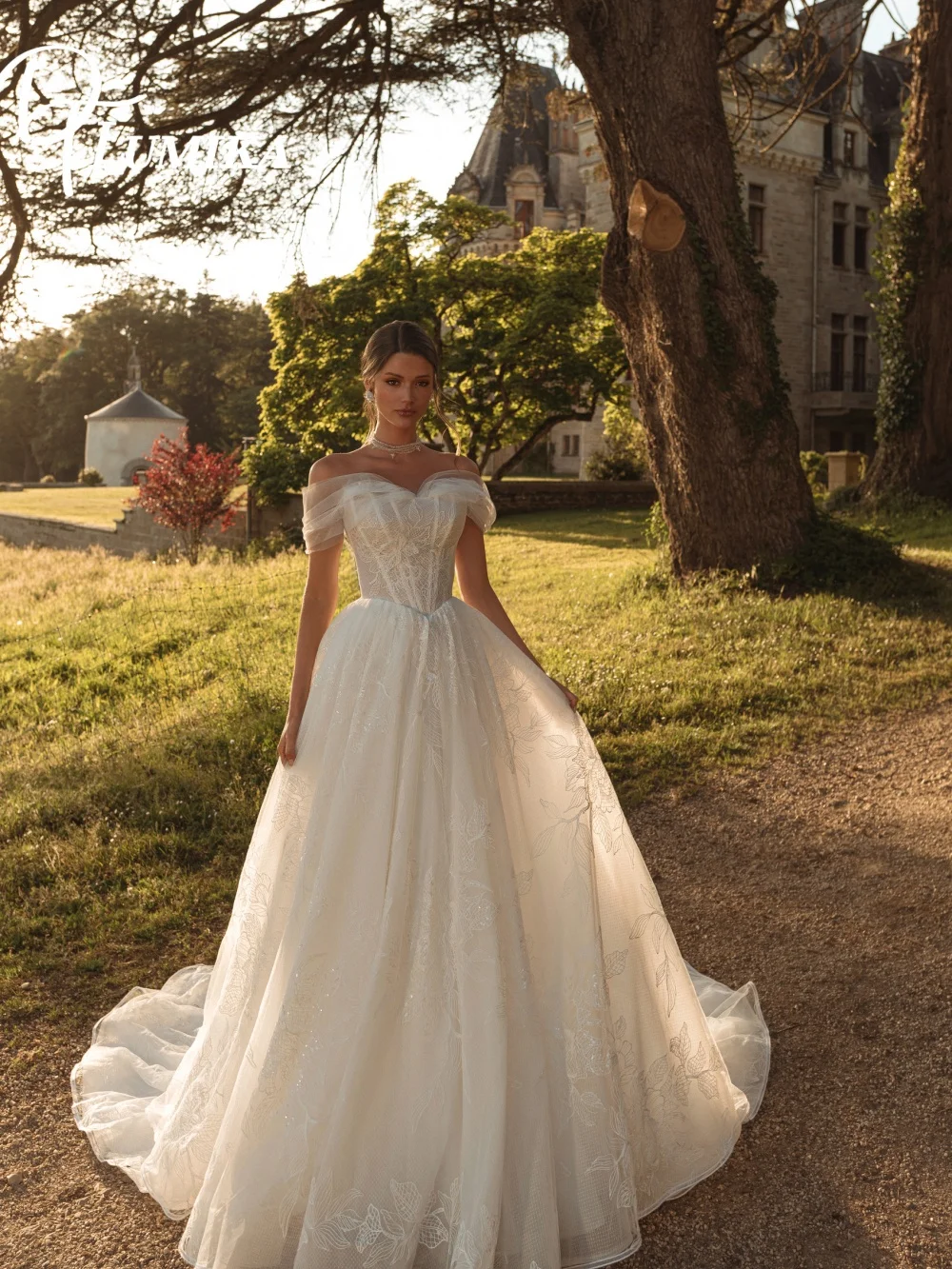 

Enchanting Off-Shoulder Wedding Dress 2026 Timeless Embroidered Church Bridal Gown Fashionable A-Line Floor-Length Dress