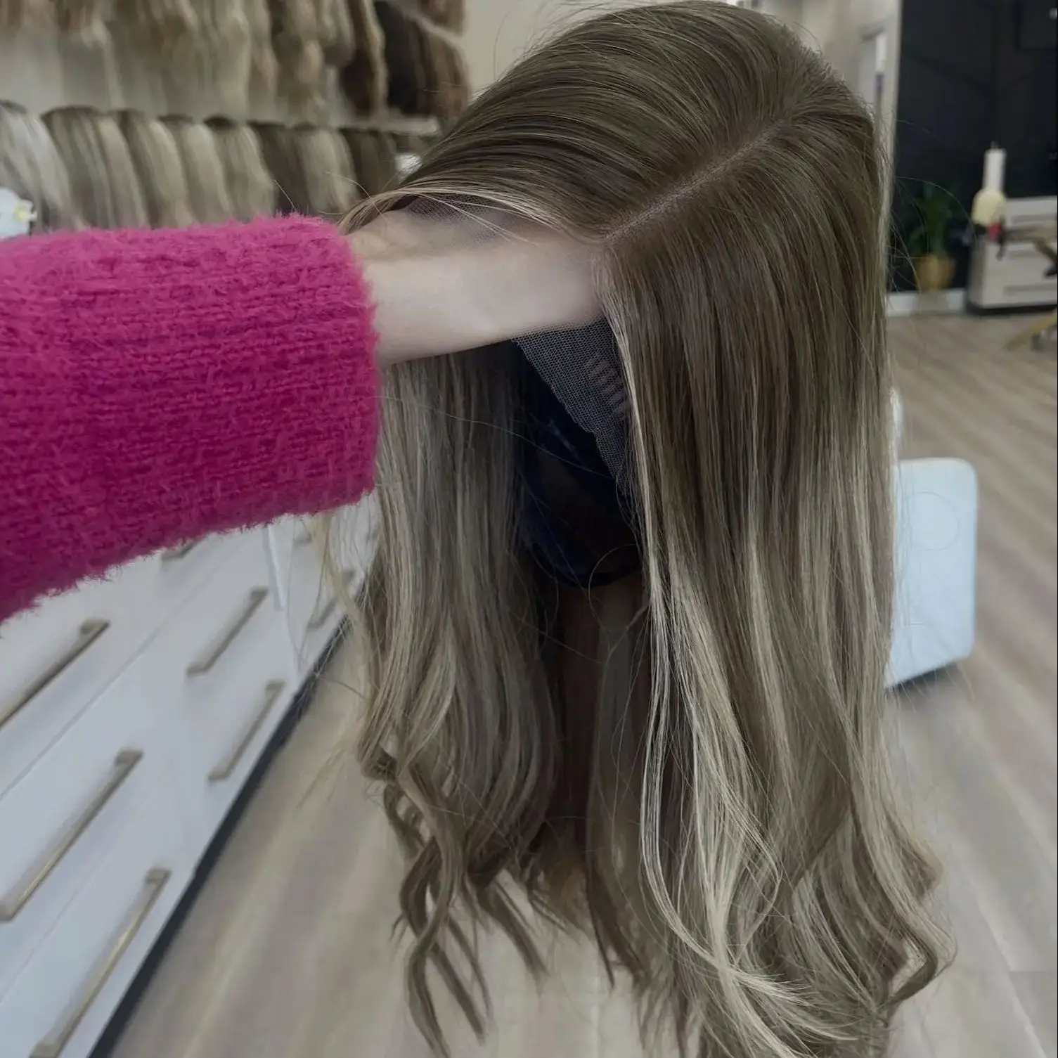 

High Density Synthetic Lace Front Wigs Brunette Highlight Chestnut Brown Wigs Long Body Wave Lace Top Wigs Cheap Wigs For Women