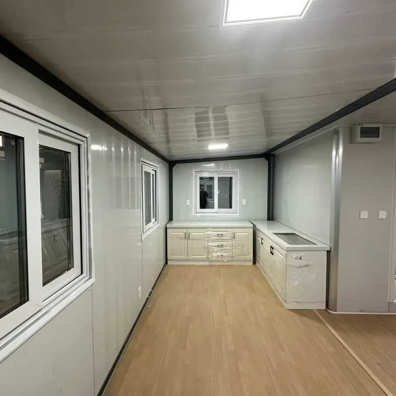 20 Ft Light Steel Prefab Villa With Bathroom Kitchen Prefabricated Expandable Container House Portable Mobile Home for Australia