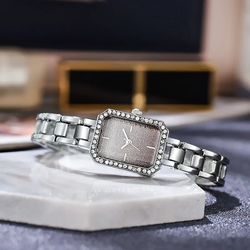 Модные женские кварцевые часы со стразами, квадратный, компактный, элегантный браслет, повседневные студенческие часы, настраиваемые часы