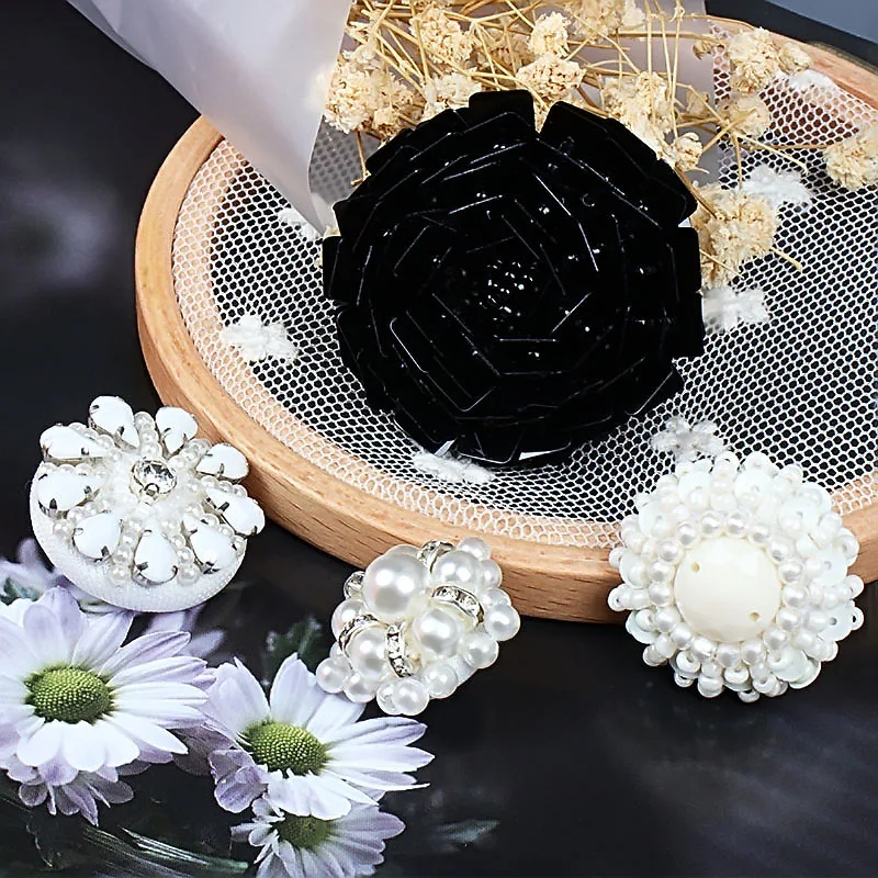 High-quality and Fashionable New Style DIY Pure Hand-sewn Pearl Button Coat Hand-sewn Round Buttons