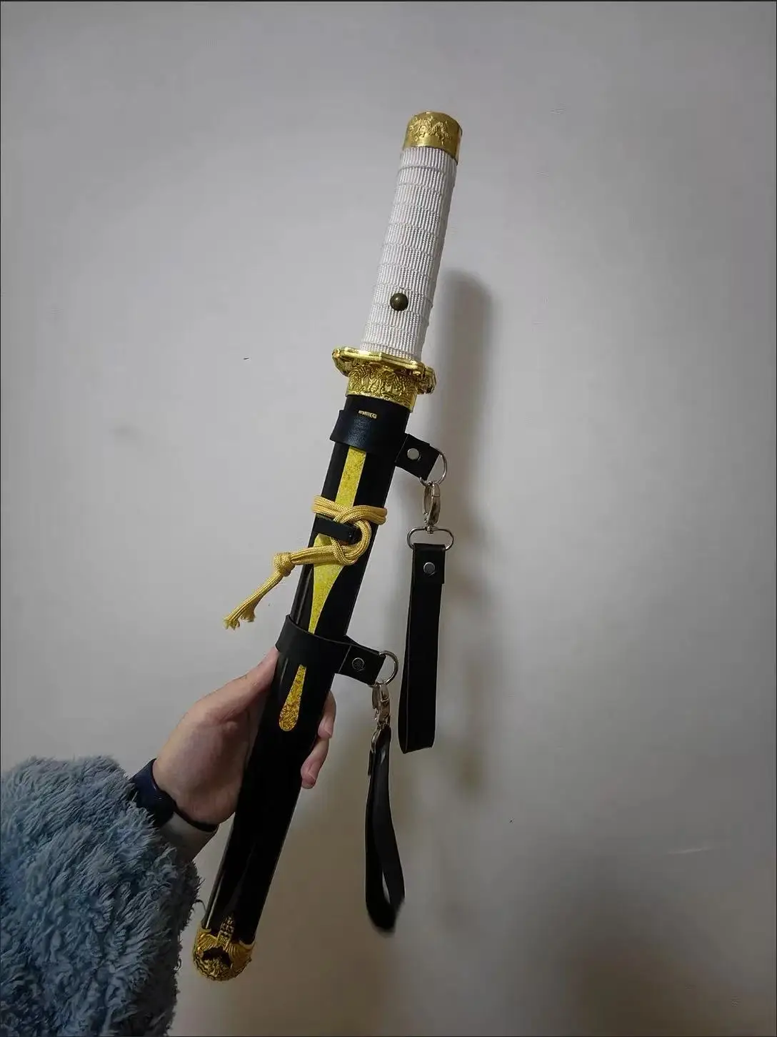 55cm Cosplay Touken Ranbu personaje en línea Hyuuga Masamune espada samurái japonesa de madera modelo de hoja corta fiesta de disfraces