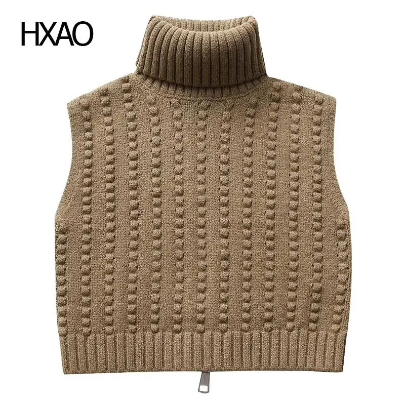 

Жилет Женский Короткий трикотажный, цвета хаки, на молнии