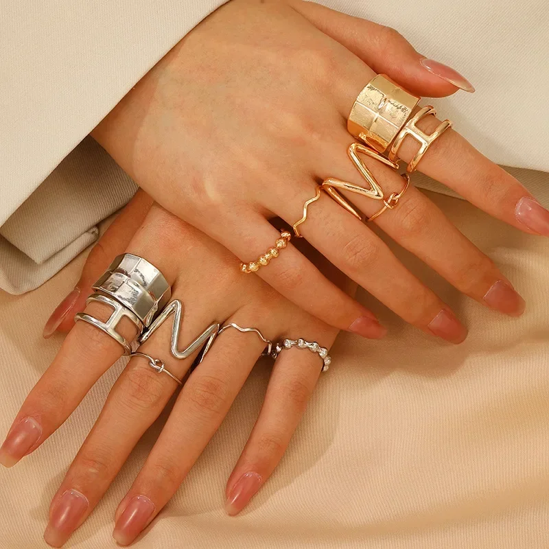 6PCS Vintage Alloy Geometric Knotted Ring Silver Bent Line Annular Wave Ring for Women Birthday Party Jewelry Gift Set