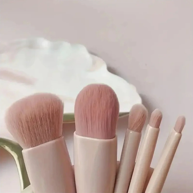 แปรงแต่งหน้า 5 ชิ้น รุ่นใหม่ พร้อมฝาครอบกระจก พกพาสะดวก ขนแปรงนุ่มพิเศษ สำหรับลงแป้ง ปัดแก้ม อายแชโดว์