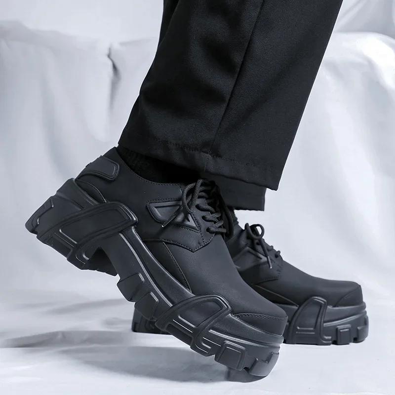 2026 New Men's Commuting Big Casual Shoes Round Toe Men's Shoes Simple Fashion Joker Men's Shoes