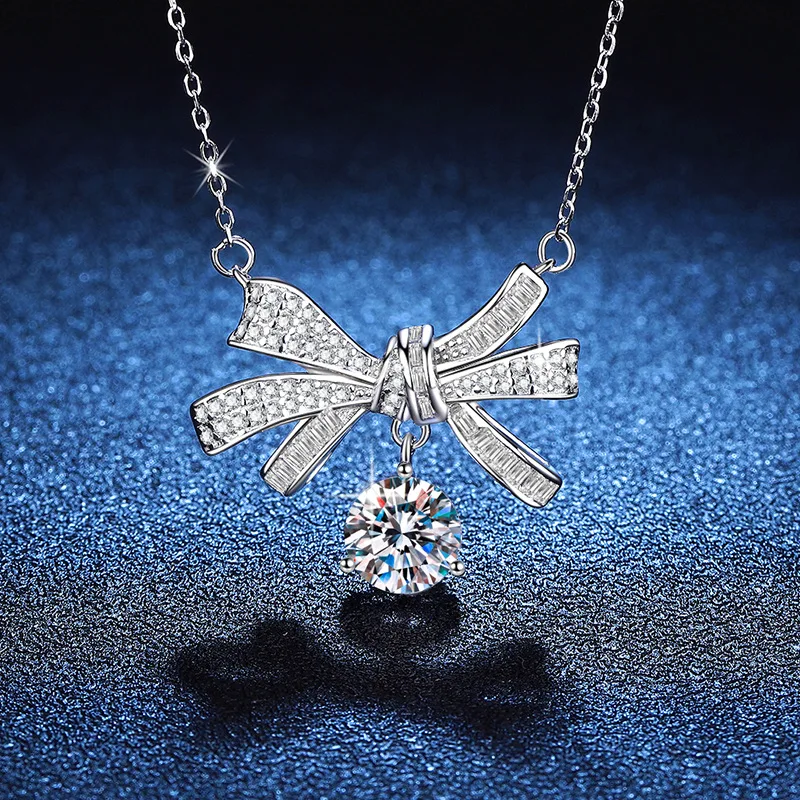 

Platinum PT950 18K Gold Necklace for Women, Sparkling Bow Pendant, 2 Carats, D Color, Moissanite Light Luxury Necklace for Women