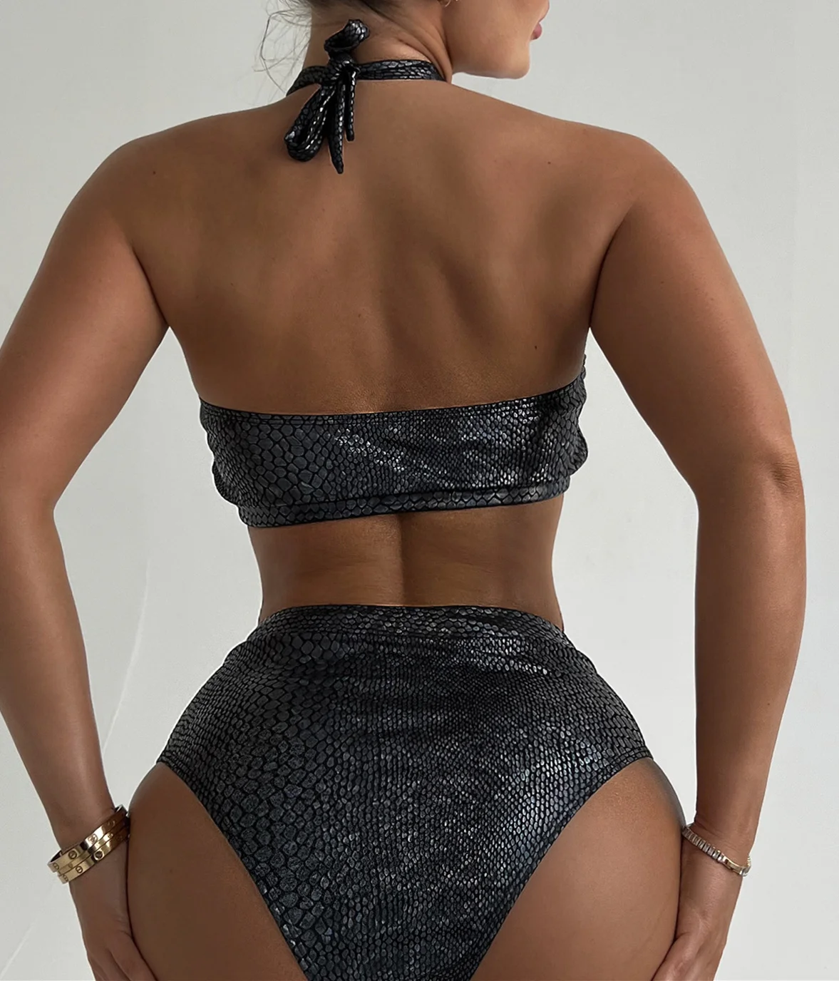 Roupa de banho feminina 2024 biquíni feminino cor sólida banho sem costas sexy tankini alça de duas peças maiô primavera quente S-L