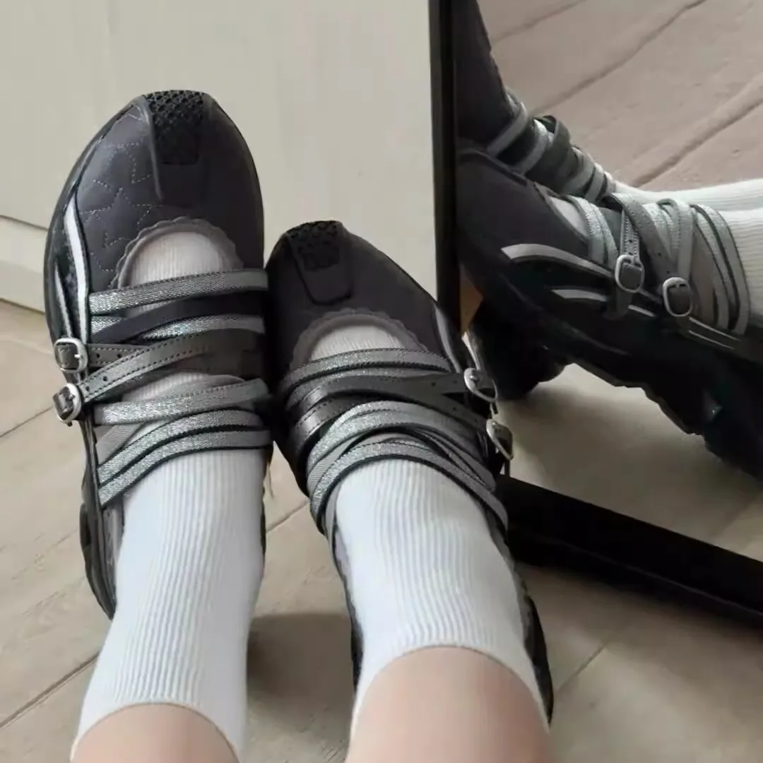Fashion Grey Ballet Pumps Flat With Hollow Out Mixed Color Cross Strap Fashion Elegant Ladies Concise Women Sneakers Shoes New