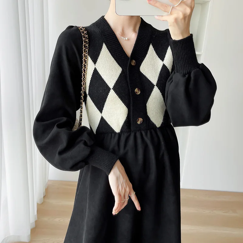 Pregnancy Pregnant Women Clothing Autumn Winter Long Knit Dress 2023 New Button V Neck Patchwork Female Maternity Dress Sweater