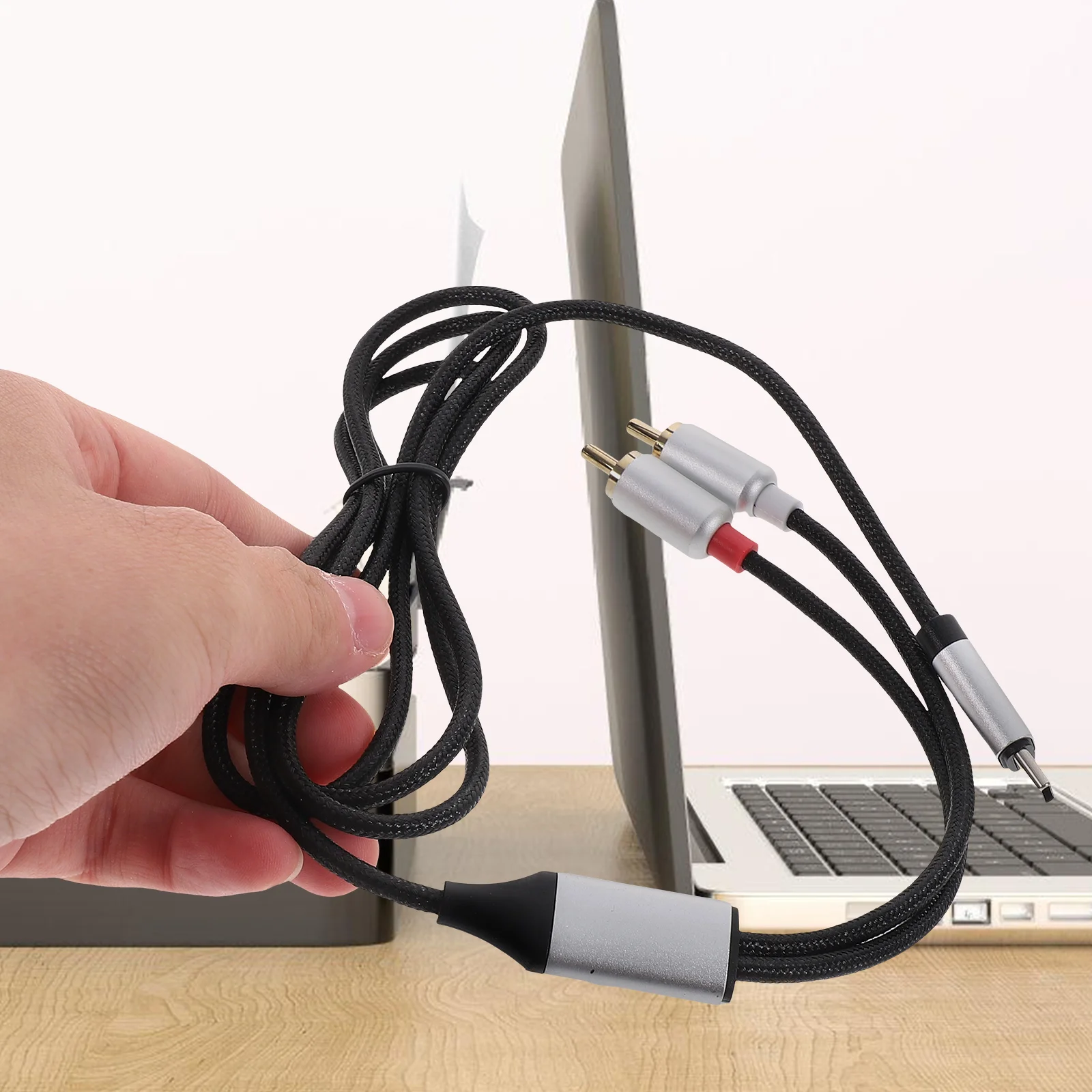 

Type C to 3.5mm Audio Cable 1M Durable Premium Material Dual Output Clear Sound Plug Play USB C RCA Adapter for Smartphone