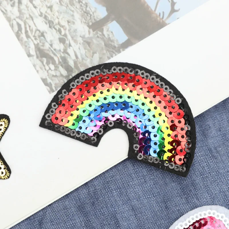 Fashion Rainbow Bowknot Heart Sequin Embroidery Badge Clothing Bag Shoes and Hats Repair Accessories Ironing for Patches