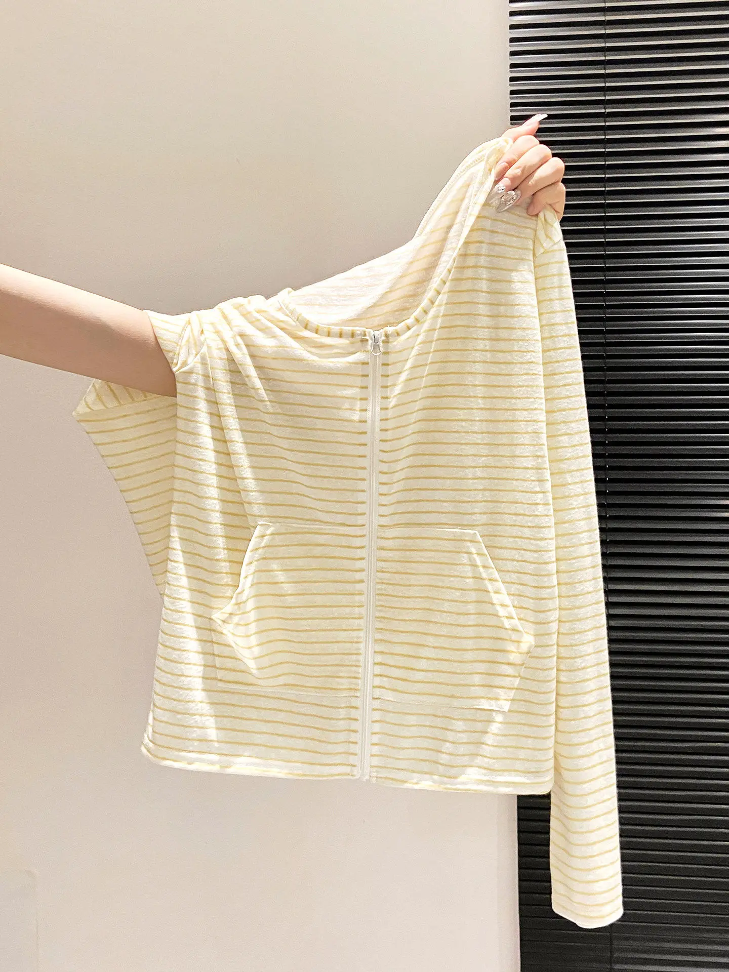 Korean Sweet Girl Style Thin Striped Summer Sun Protection Women's Coat Standard Fit Long Sleeve Hooded Transparent Silk Card...