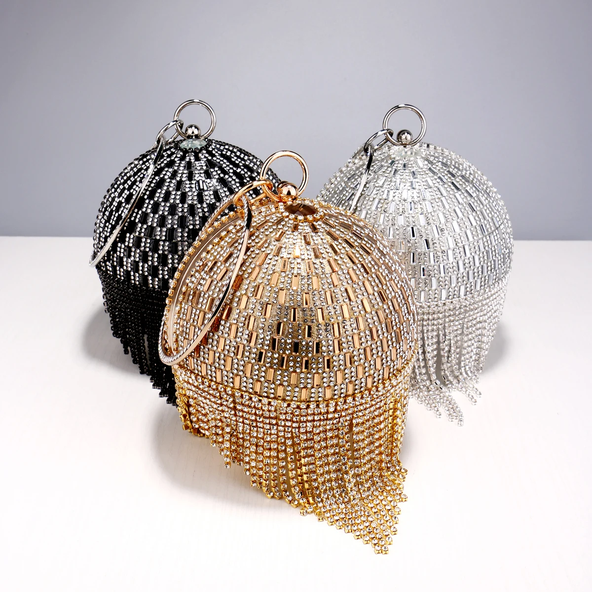 

Tassel Rhinestones Women Evening Bags Circular Design Acrylic Handle Clutch With Chain Shoulder Handbags