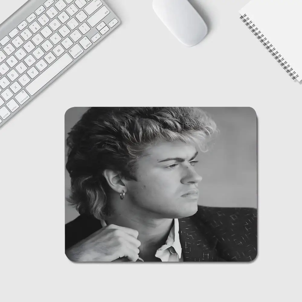 Singer G-George M-Michael MAISTO Mouse Pad Anime Game Mouse Pad High Quality Small Desk Pad Rubber Laptop Desk Pad