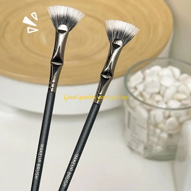 M4ya Mascara Pennello a ventola per ciglia a ventola a ventola a forma ciglia a ventola per effetti a sollevamento naturali e