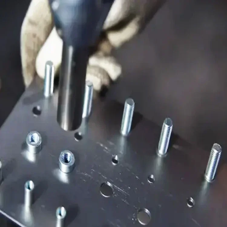 Hot Riveting Automatic Pneumatic Sheet Metal Feed Rivet Less Riveting Clinching Machine for HVAC Air Duct