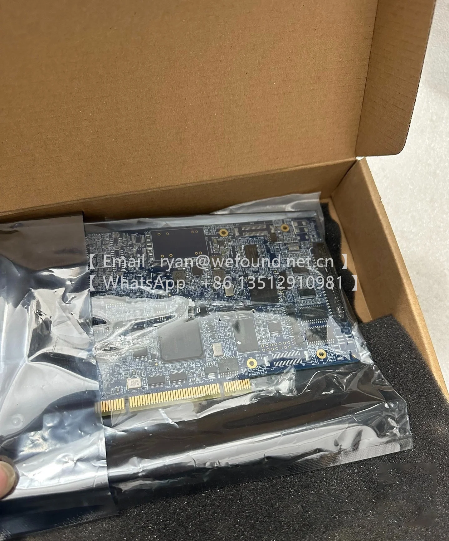 AMP-208C  DSP-based 4/8-axis Advanced Pulse-Train Motion Controllers