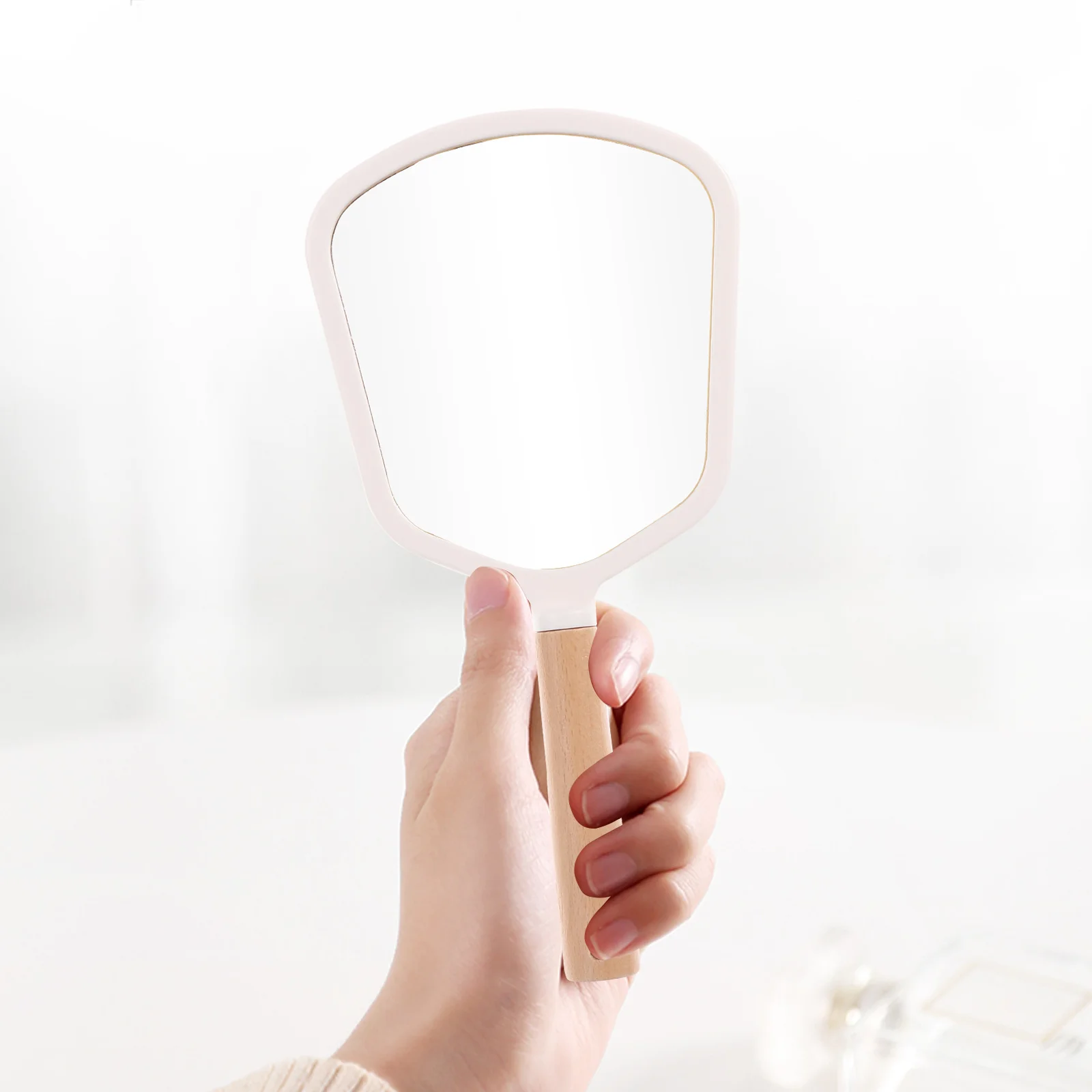 

1Pcs Elliptical Makeup Mirror with Solid Wood Handle Portable Handheld Design High Clarity Reflective Surface for Travel Daily