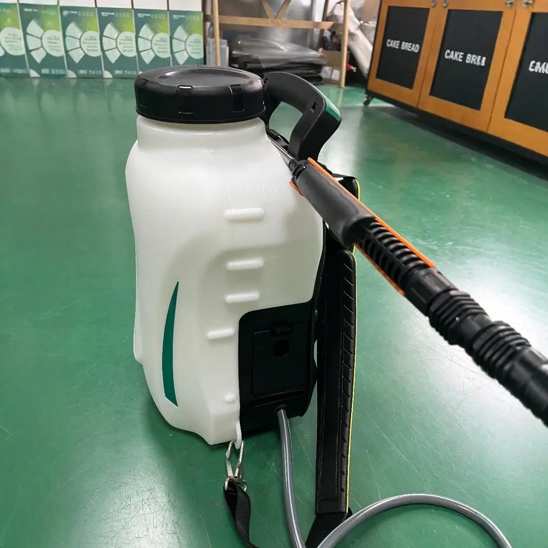 Electric Watering Can 10 Liter Electric Sprayer Adjustable Backpack Farmland Home Gardening Garden Sprayer