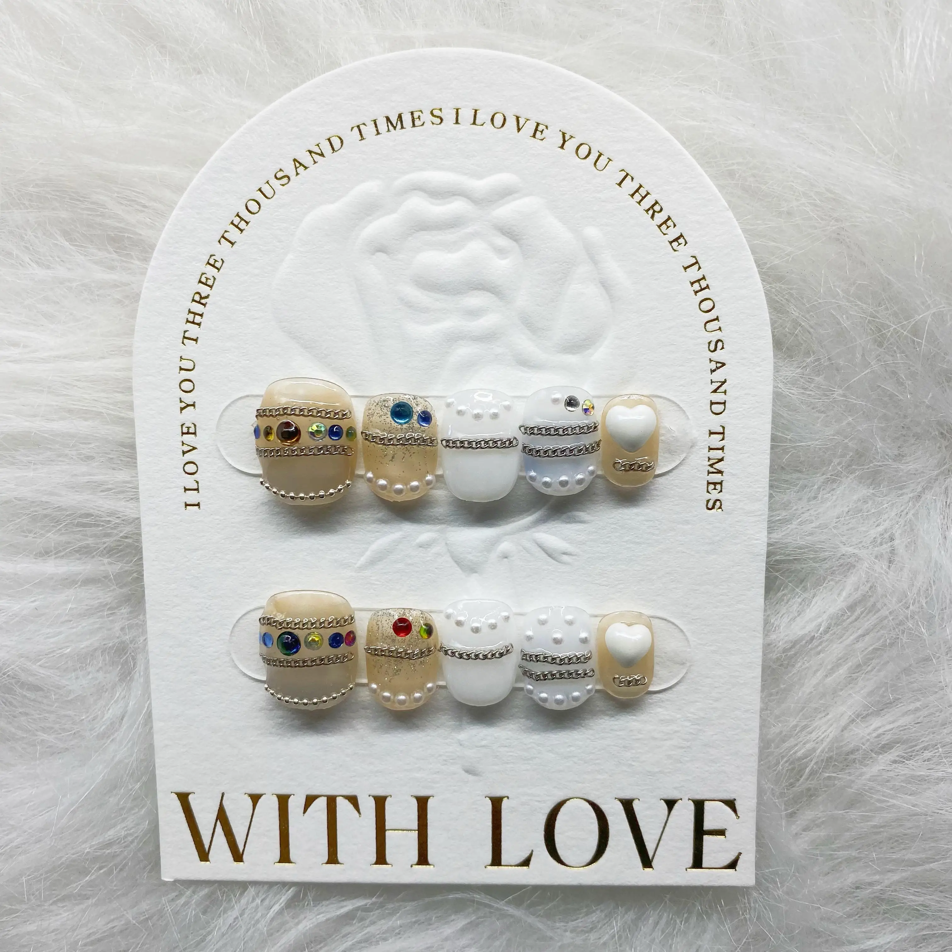 Japanese Style Little Noble Chain Heart Detachable Reusable High-Quality Elegant White Handmade Press On Nails