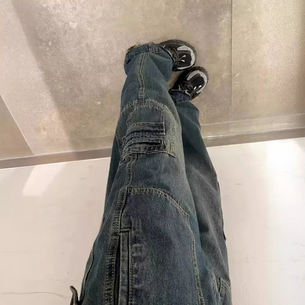 Cargo Trousers Designed Specifically For The Modern Woman Incorporating Timeless Styles And Comfort Features For Everyday Use