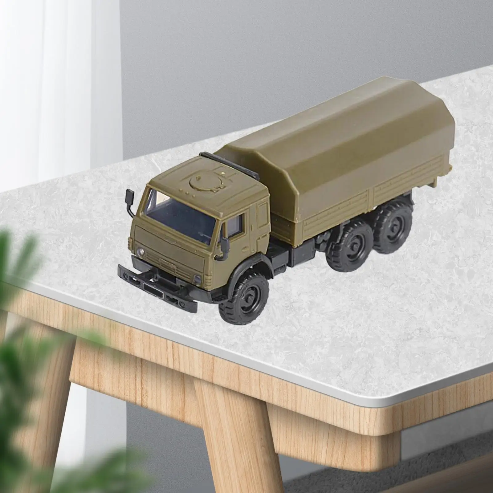 1:72 Scale Craft Reconnaissance Vehicles Armored Truck Toy Cargo Truck for Collectibles Table Scene Gift Tabletop Decor Kids