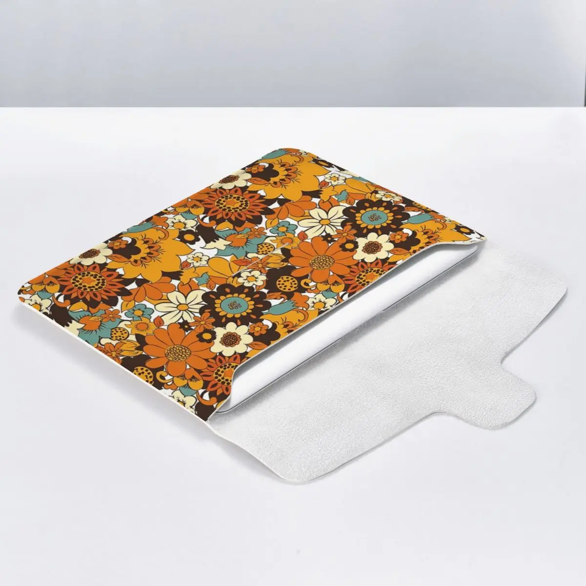 70s 60s Retro Flower Power, Floral Pattern PU Leather Horizontal Laptop Sleeve Shockproof Soft Lining Notebook Case 13 Inch