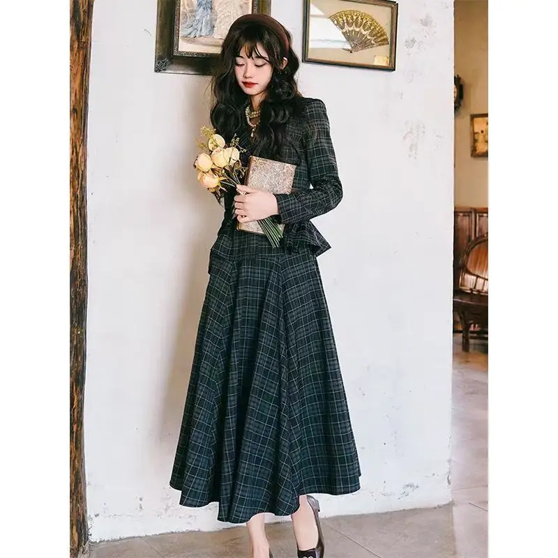 인소즈크드 가을 신상 브리티시 레트로 플래드 수트 허리 슬림 숏 수트 코트 A라인 롱 스커트 세트 투피스 여성 의류