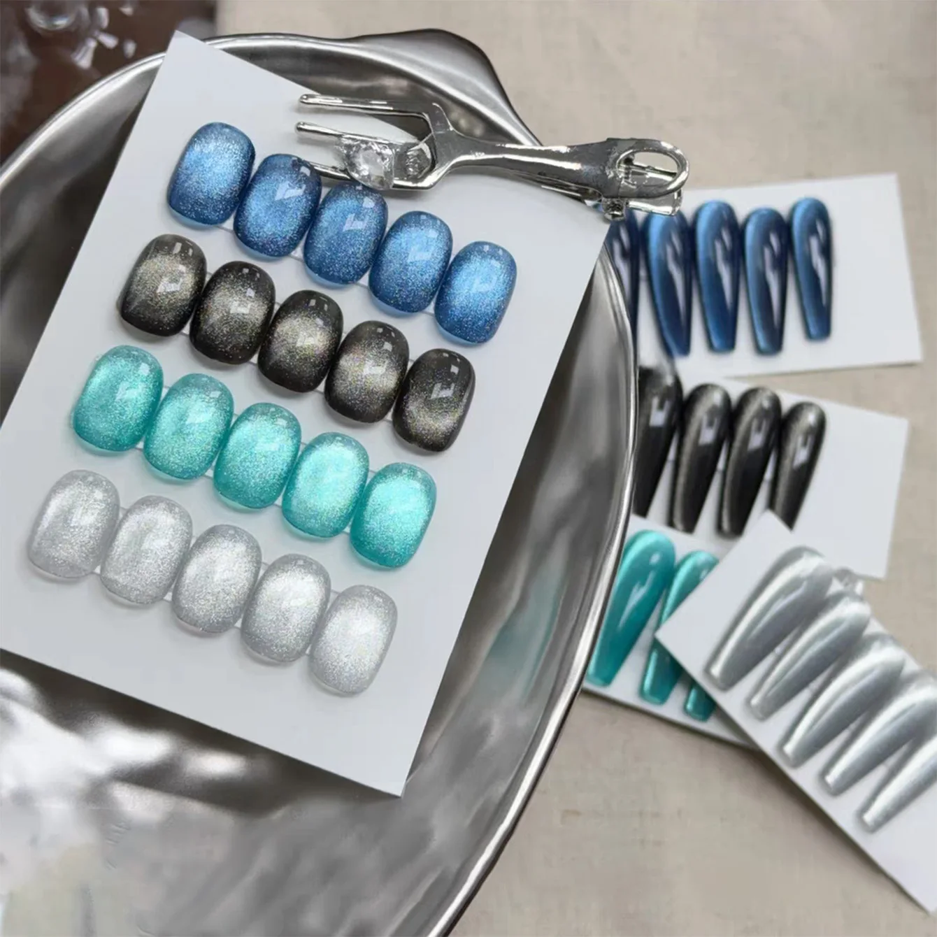 1pcs SHAKA Ice Sea Galaxy Cat Eye Gel Nail Polish Blue Green Silver Black Cold Color System White Versatile Nail Enhancement Art