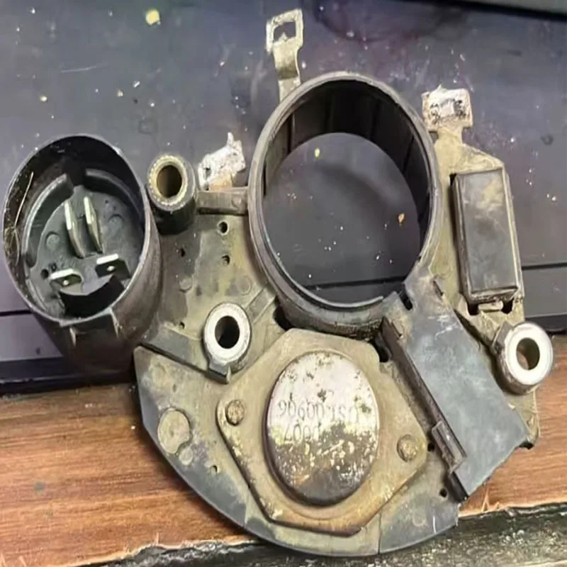 

Car Generator regulator 14.5V