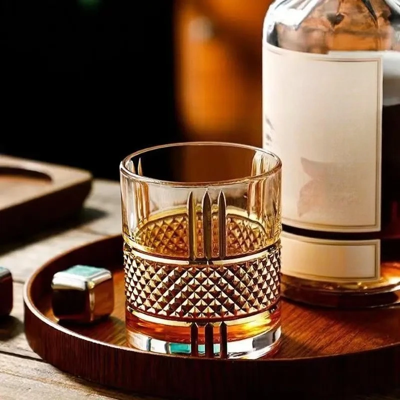 European Style Luxury Golden Old Fashioned Whiskey Rock Glass Diamond Cut Pattern Whisky Tumbler Trace Gold Wine Glass Beer Cup