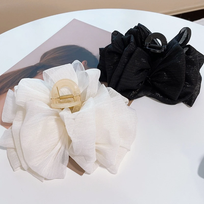 Large Black White Mesh Hair Clip Female Korean Sweet Cloud Pleated Shark Clip Hair Accessories