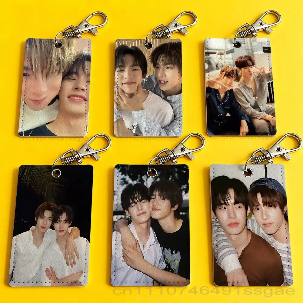 

D-Duang With You TV Card Case Leather Card Holder Keychain Key Ring Door Access Tags ID Card Case Keychain