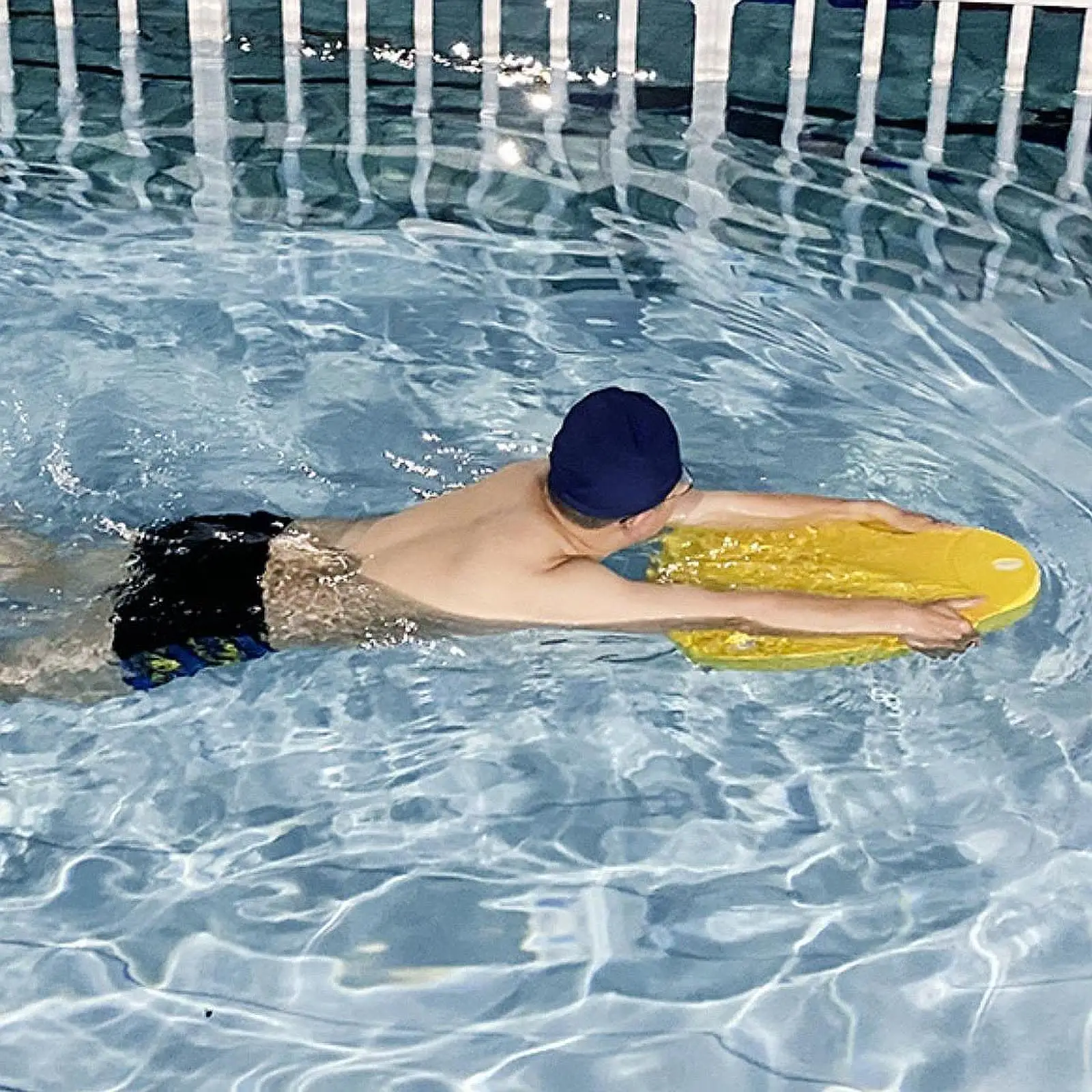 

Electric Swimming Kickboard Swim Training Kickboard for Party Outdoor Summer