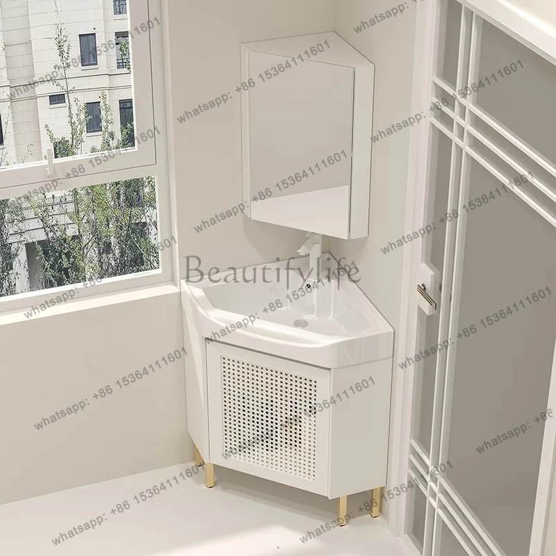 شقة صغيرة خزانة حمام الثلاثي حوض غسيل خزانة زاوية من الأرض إلى السقف السيراميك المتكامل