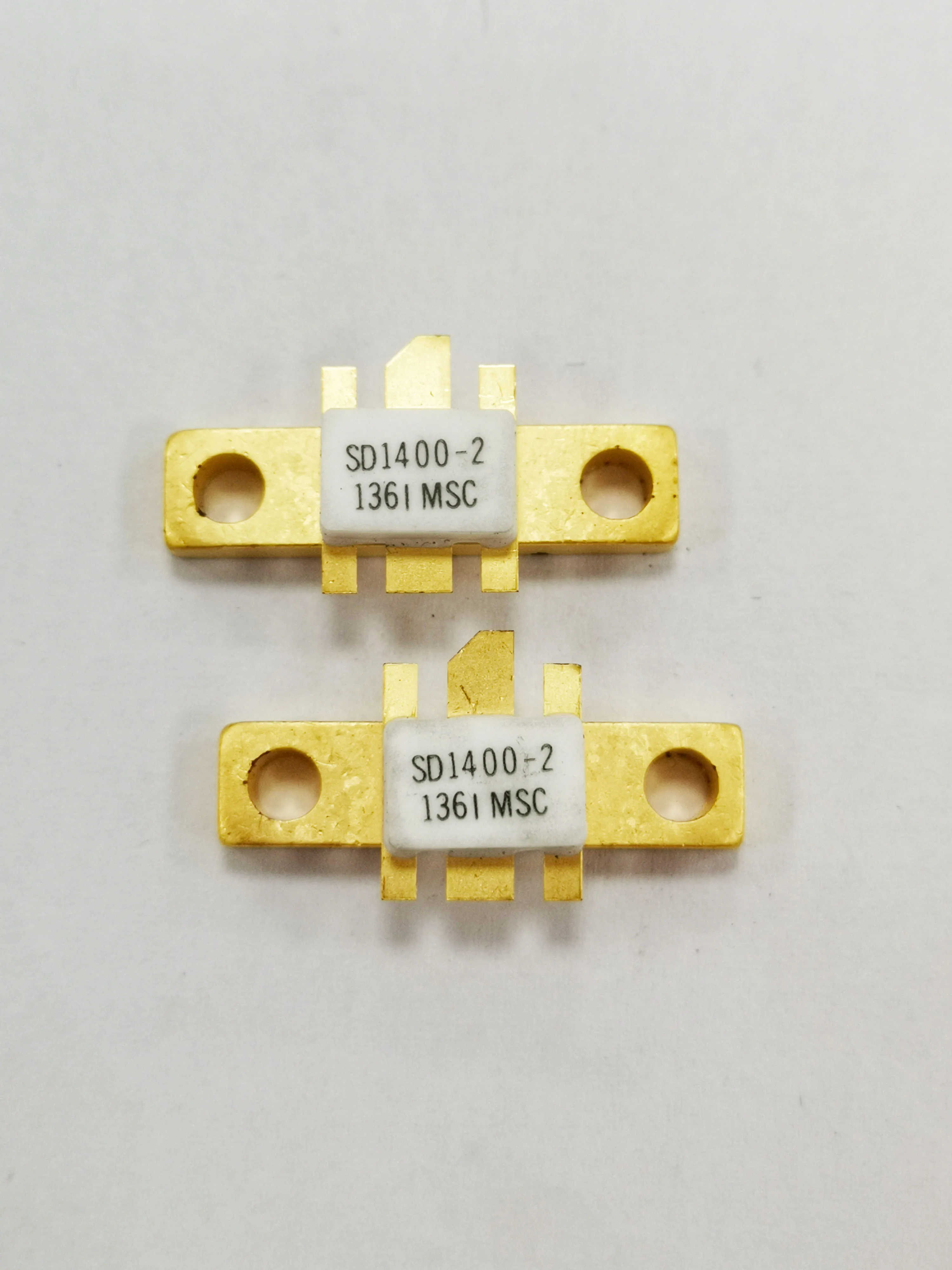 

SD1400-2 цена на 1 единицу, без налога, высокочастотная микроволновая радиочастотная трубка, гарантия качества в комплекте.