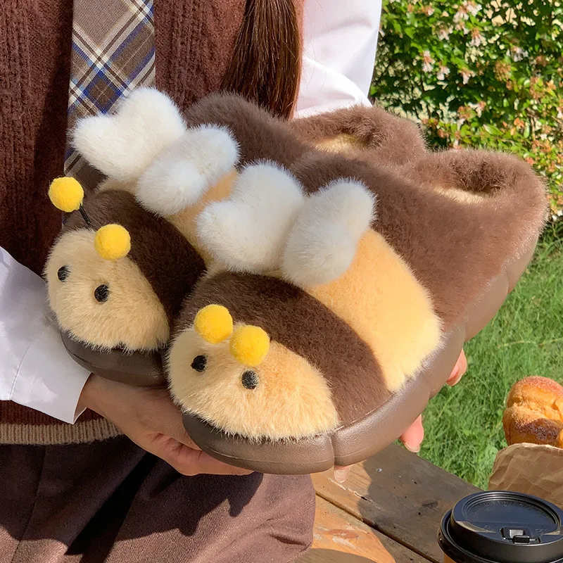 

Cute Little Bee Maomao Cotton Slippers Female New Winter Cartoon Girls Home Shoes Warm Anti-Slip Can Be Worn Outside Slippers
