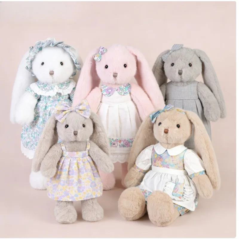 

Очаровательный кролик в юбке и жилете — милая плюшевая игрушка с нарядкой, успокаивающая кукла-компаньон и новогодний подарок