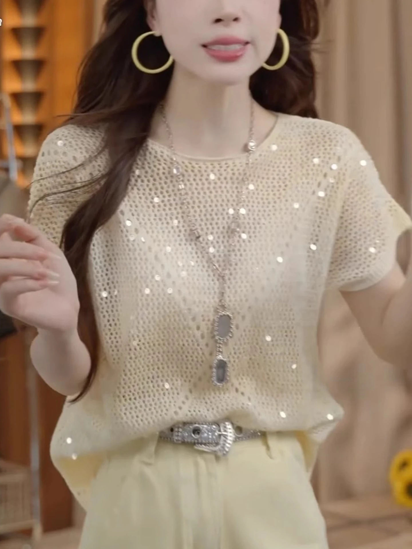 

Faionable Color Sequin Design Loose round Ne ort Sve Knitted Top Casual Summer T-irt Korean Sle Loose Fit